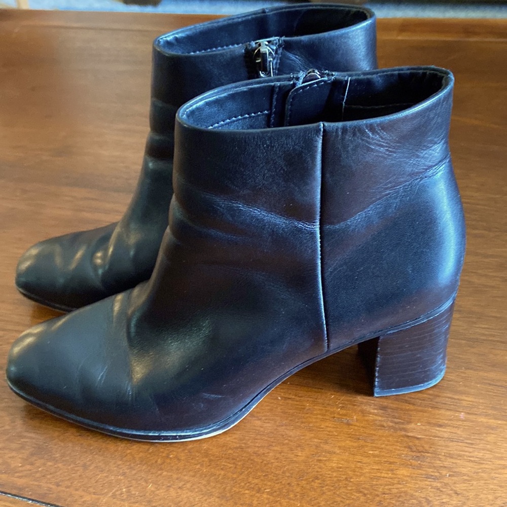 Franco Sarto Black Short Leather Ankle Boots Women’s Sz 8